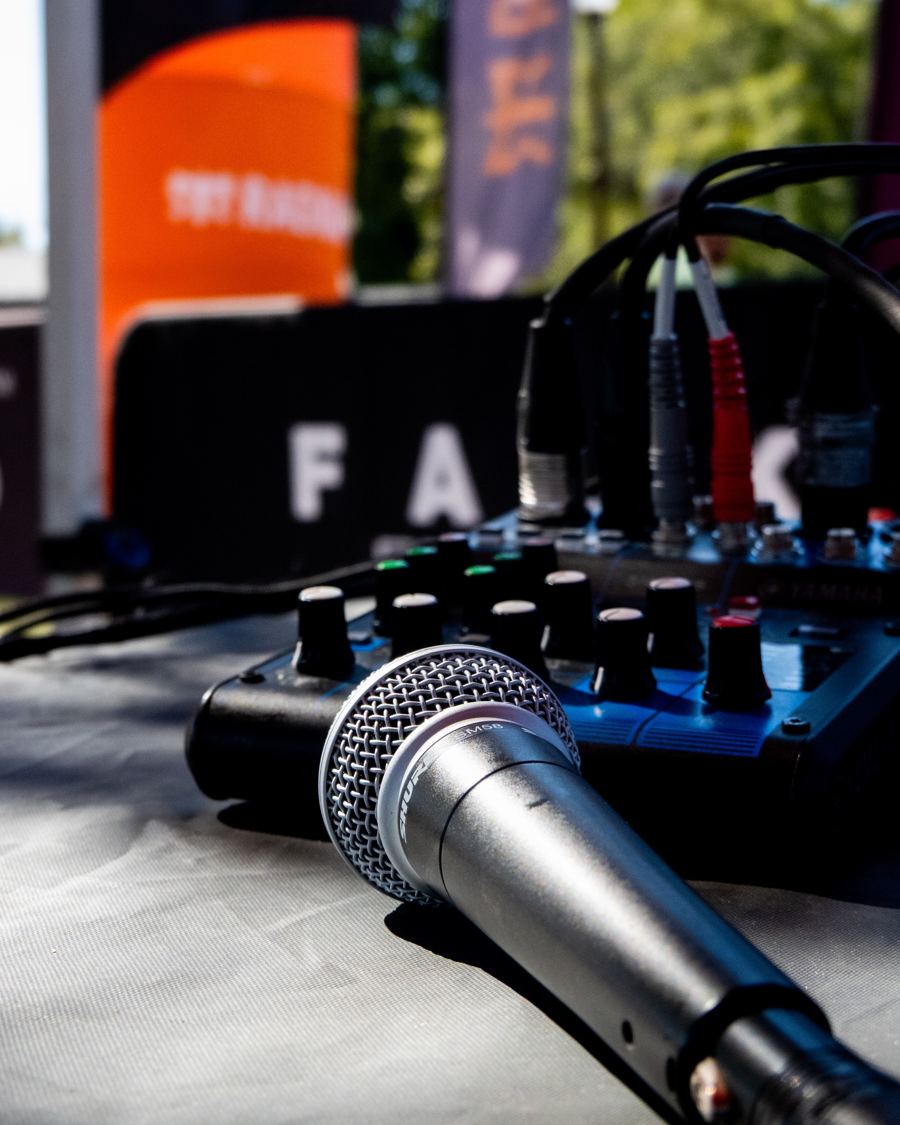 Microphone and mixer on the announcer table
